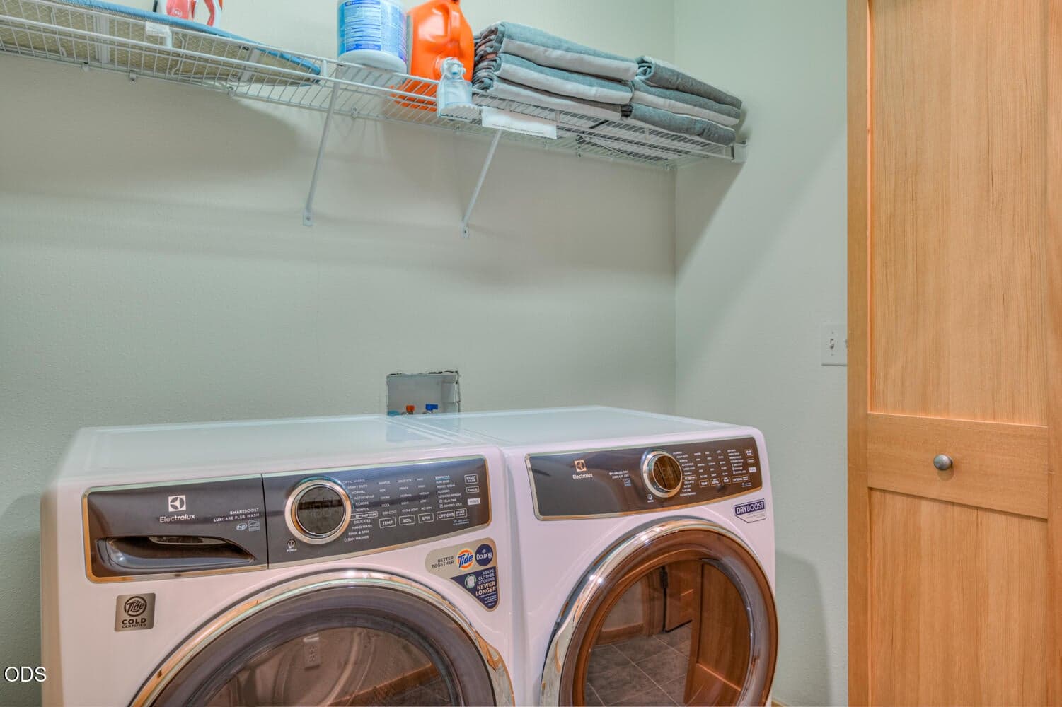 Photo of 57135 Fremont Drive 28 of 29