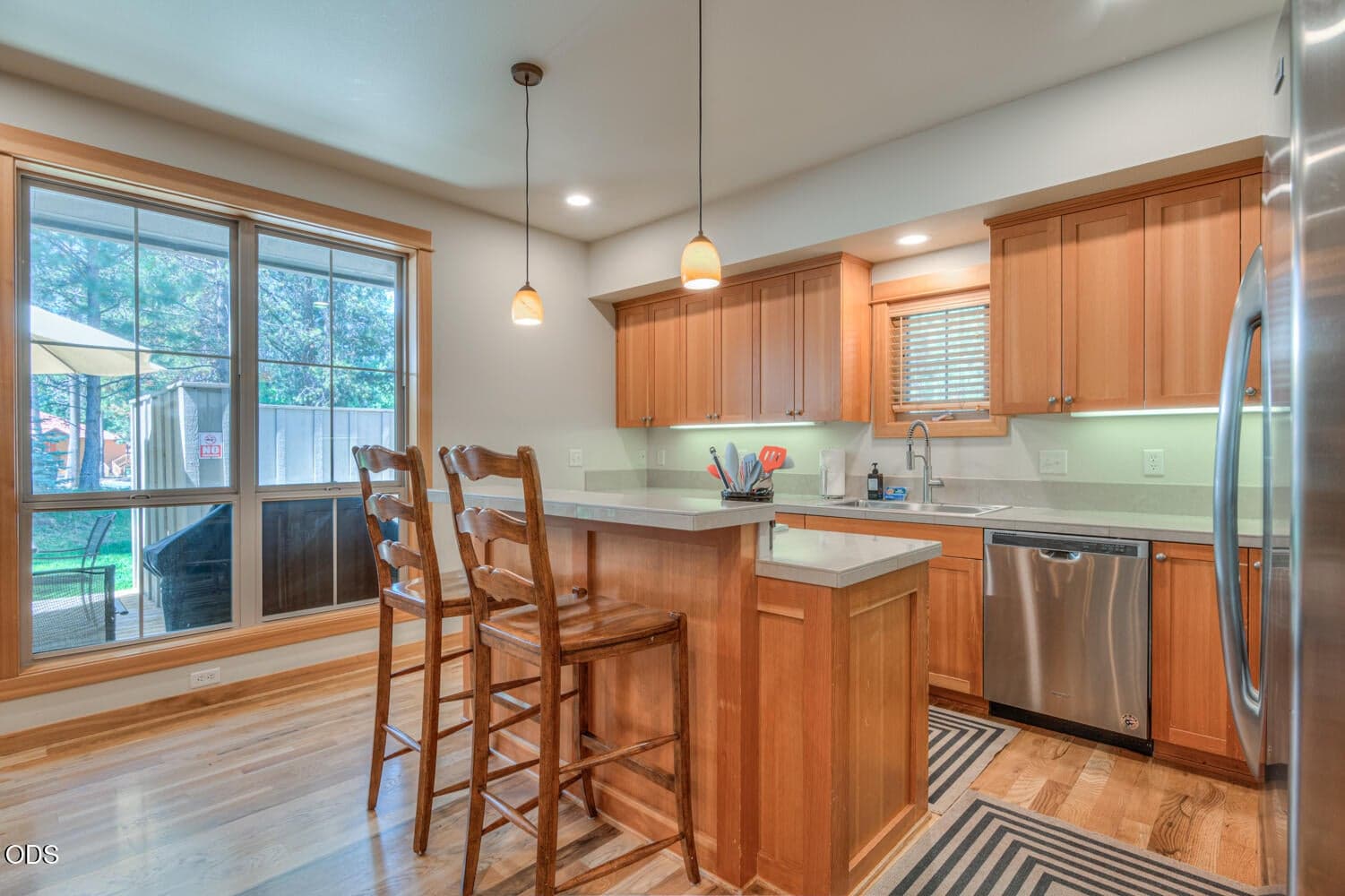 Photo of 57135 Fremont Drive 7 of 29
