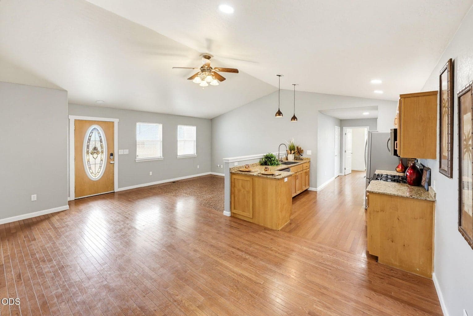 Photo of 3643 Amelia Way 3 of 37