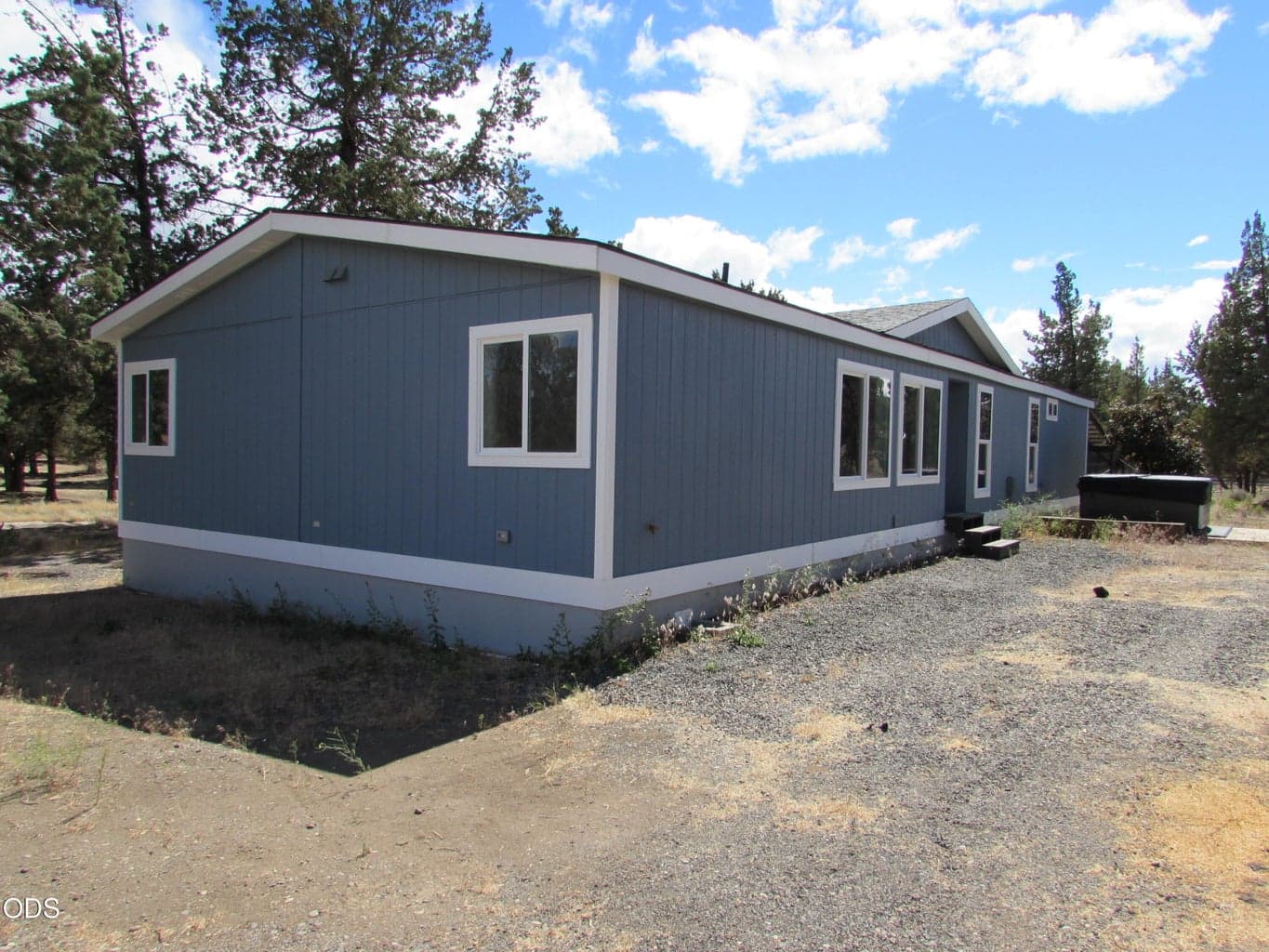 Photo of 4451 52nd 2 of 18