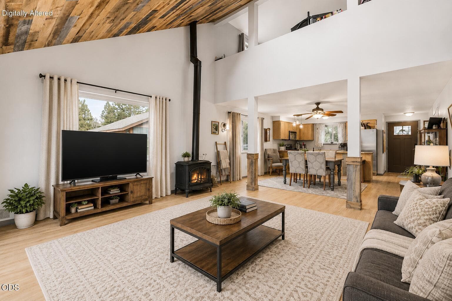 This photo has been virtually edited.