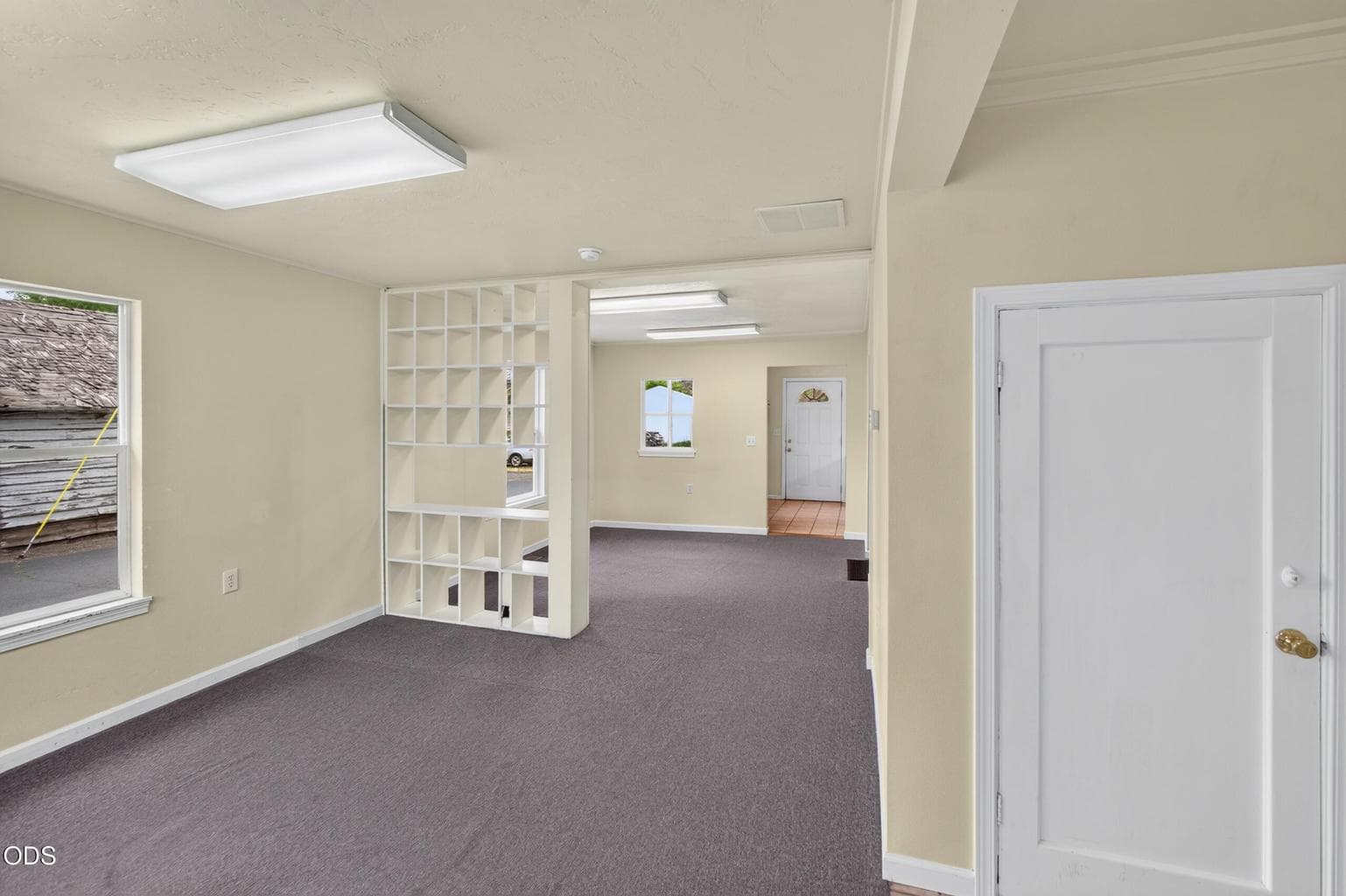 Photo of 624 Hill 5 of 32