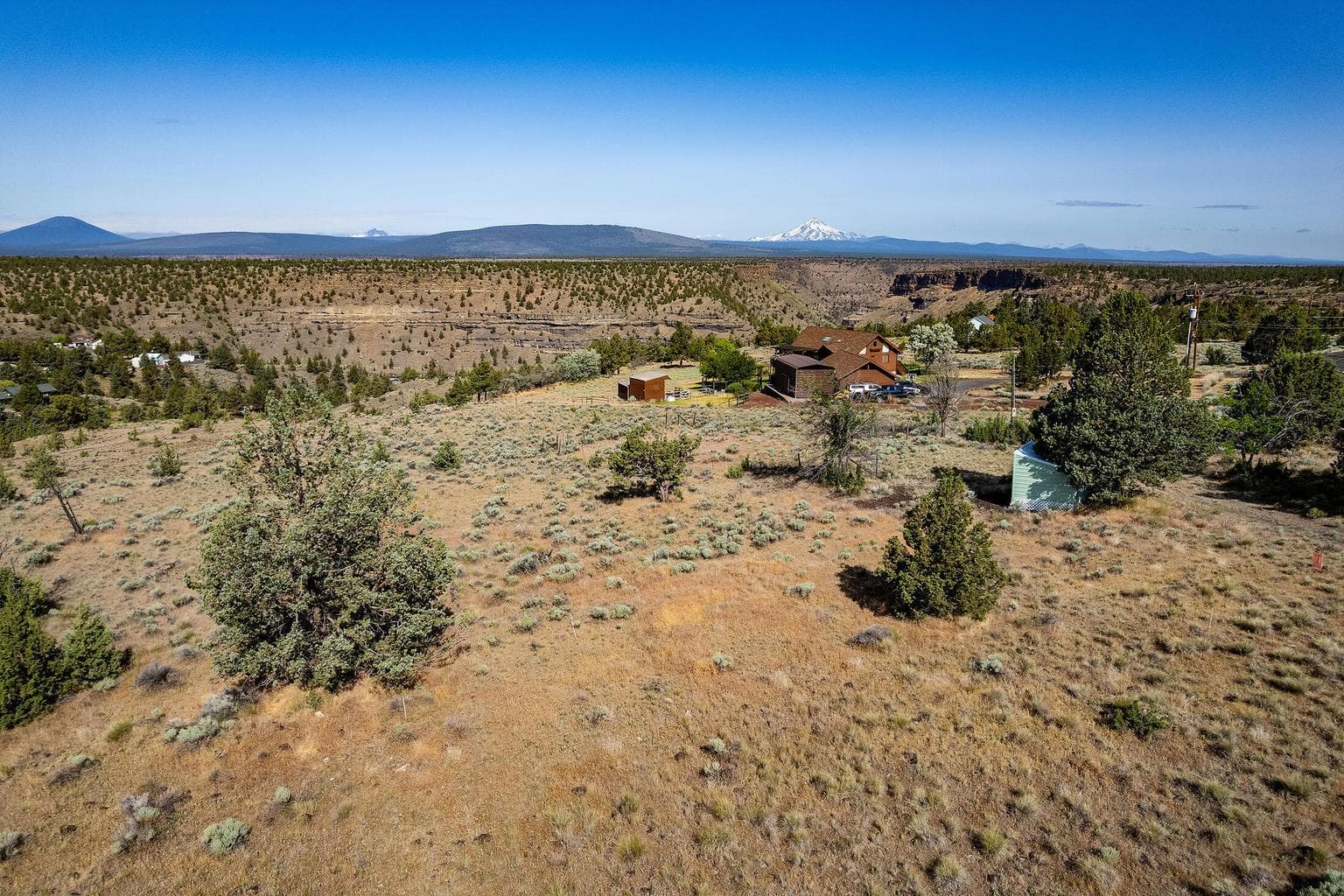 Photo of 10091 SW Shad Road 30 of 36