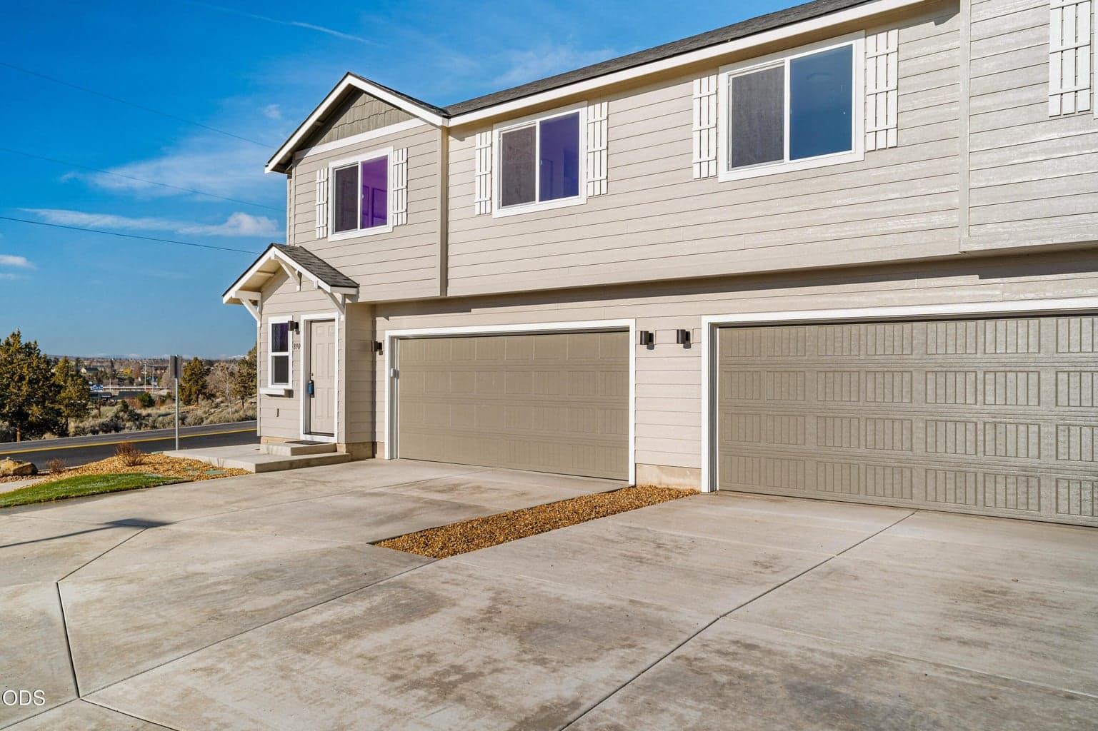 Photo of 890 Starview 5 of 35