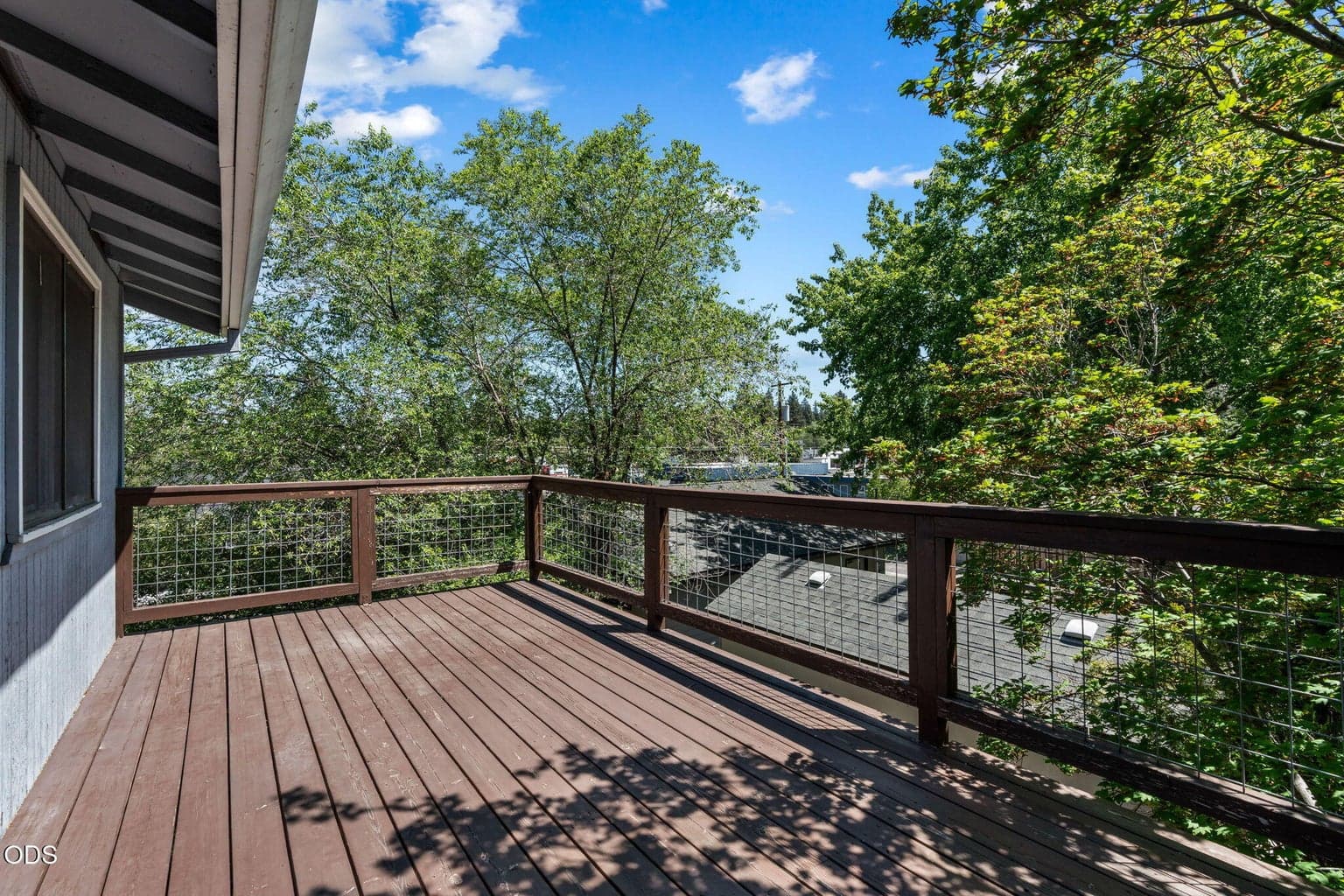 Photo of 636 NE Irving Avenue 27 of 34