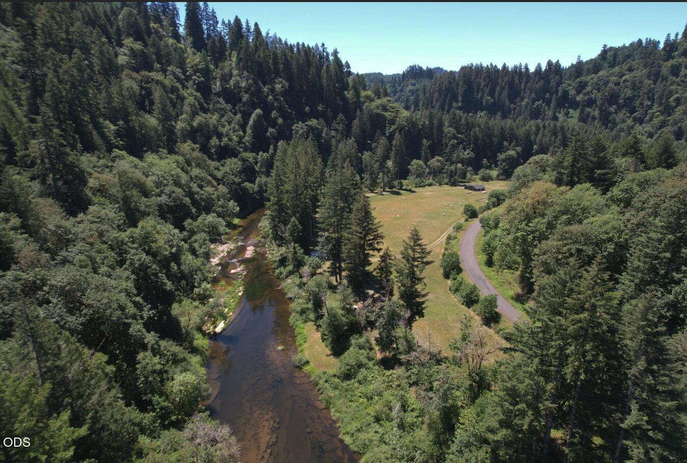 Photo of 28593 Lower Smith River 1 of 17