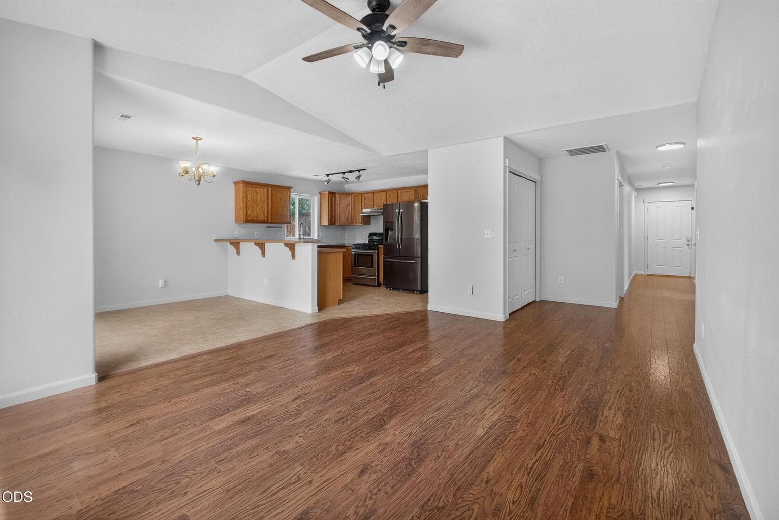 Photo of 339 SW 29th Street 13 of 34