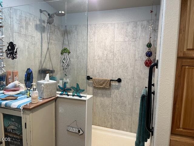 Huge master shower stall
