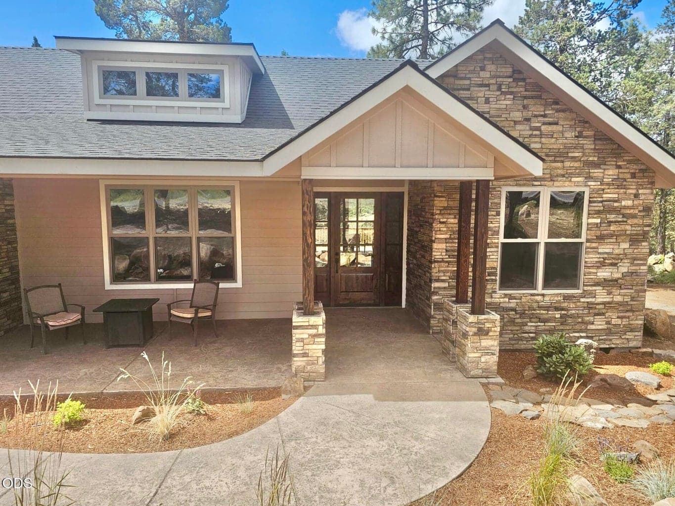 Photo of 11504 Crossbill Drive 2 of 6