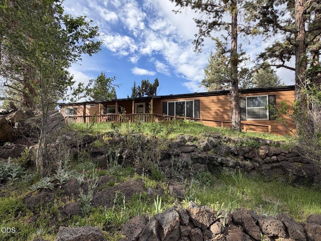 Photo of 64100 N Highway 97 37 of 46