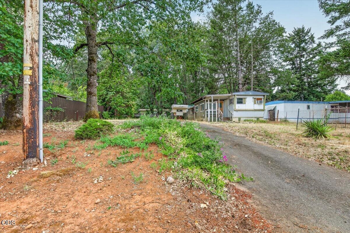 Photo of 126 Kerby 3 of 23
