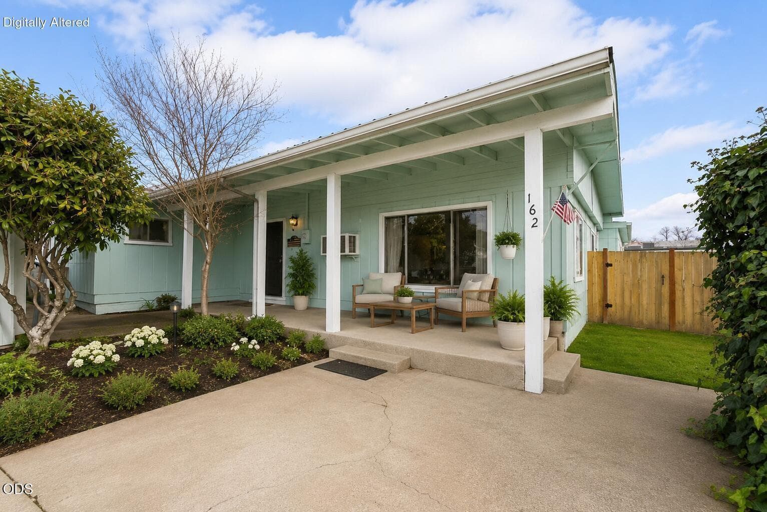 Photo of 162 Kruse Street 2 of 33
