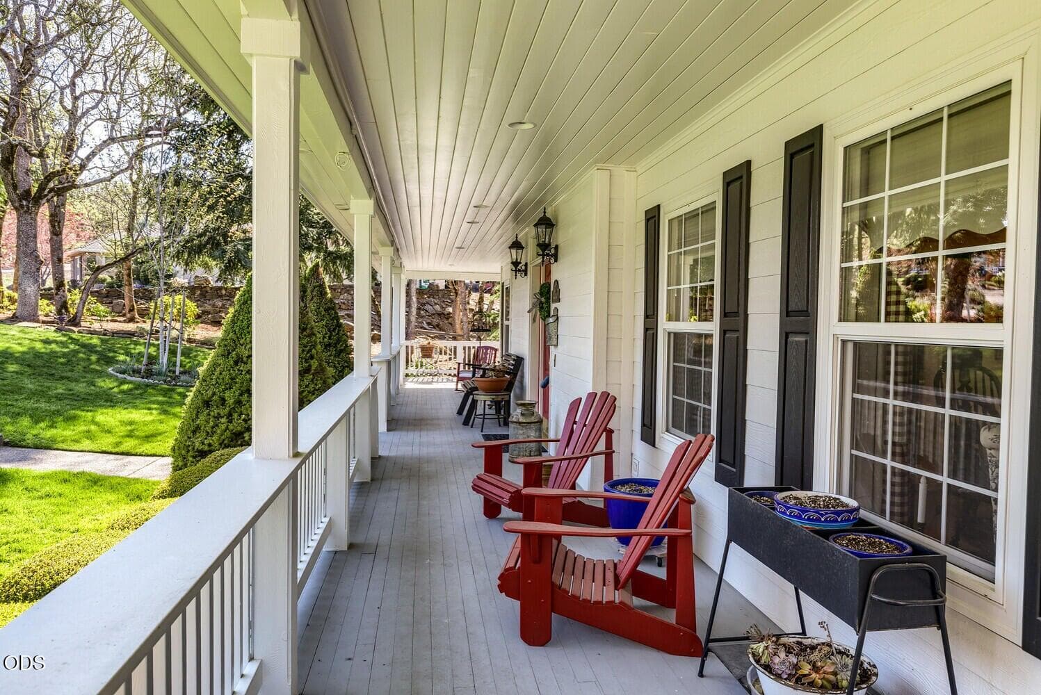 Photo of 570 Powderhorn 5 of 23
