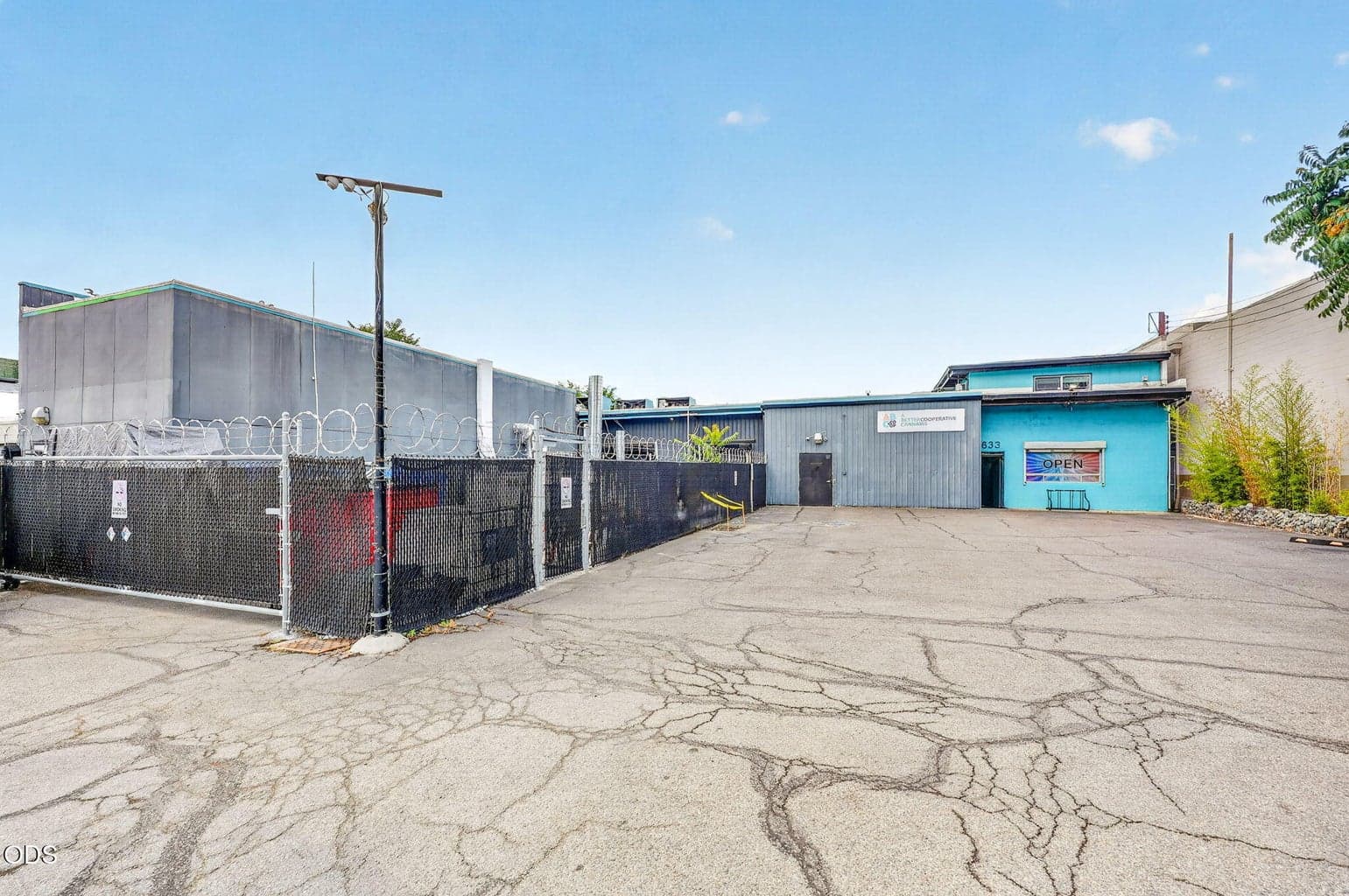 Photo of 633 Market 1 of 34