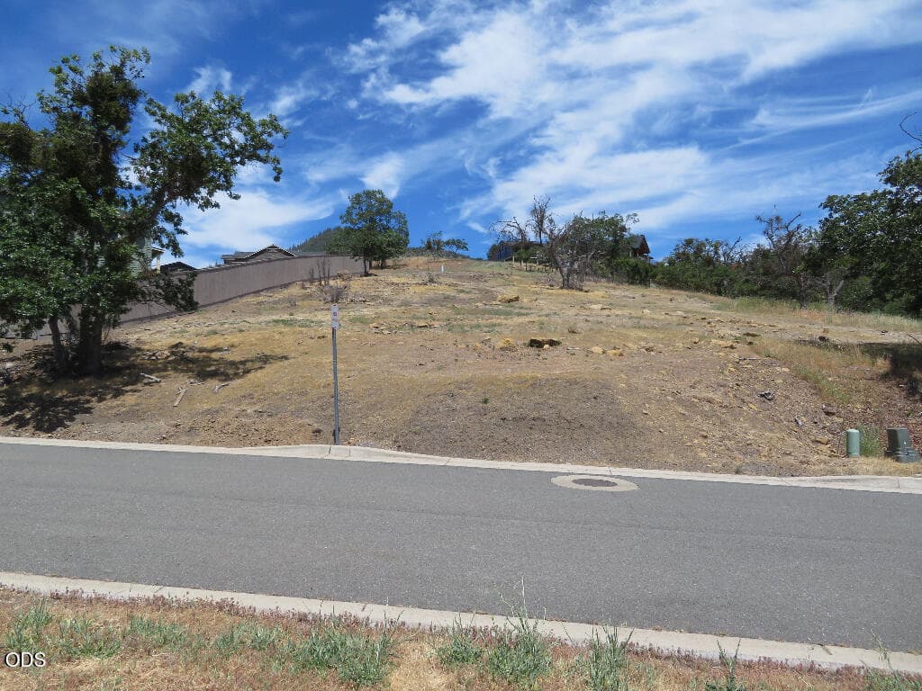 Photo of 4396 Murry Hill 2 of 6
