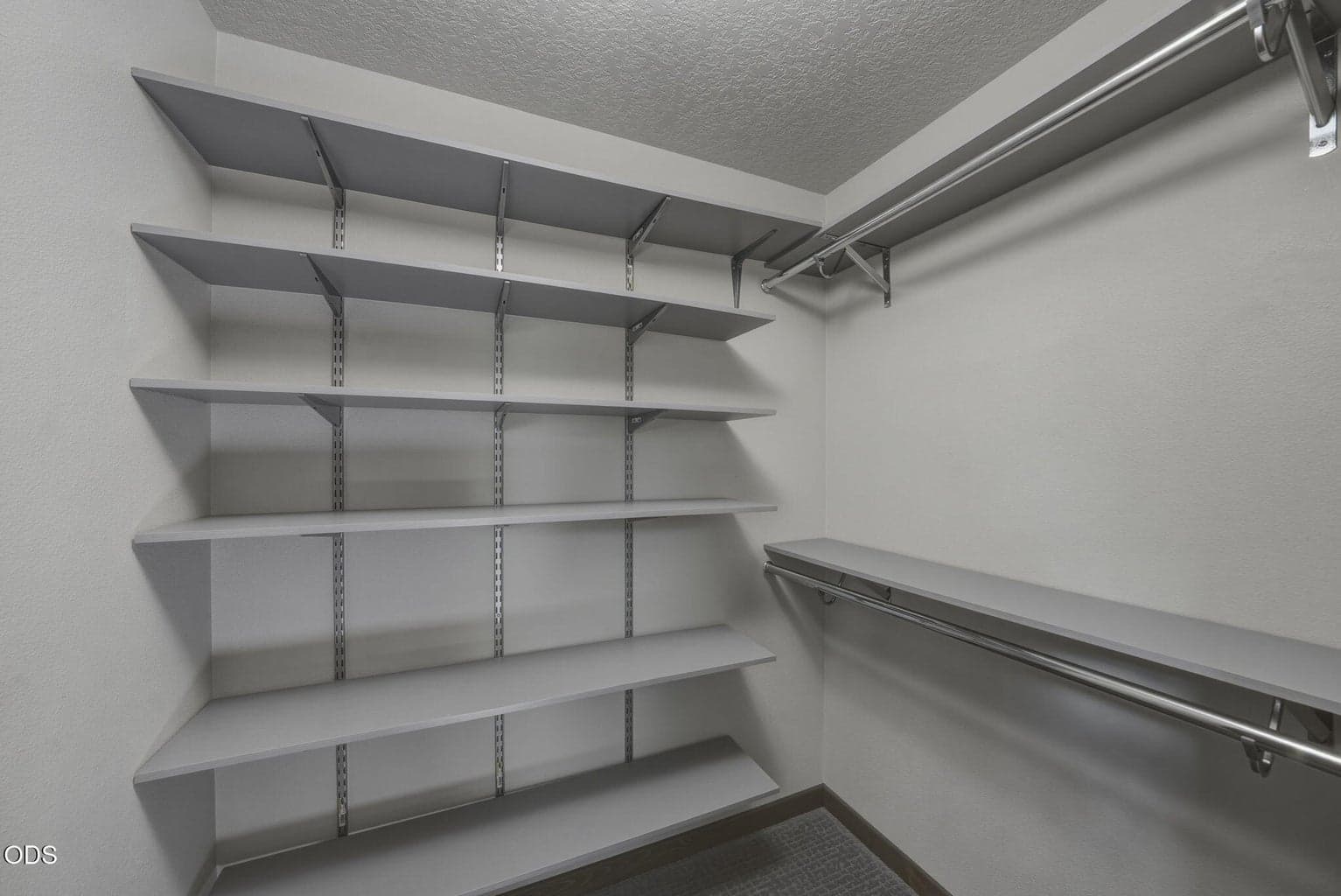 Photo of 2484 SW 39th Street 38 of 64