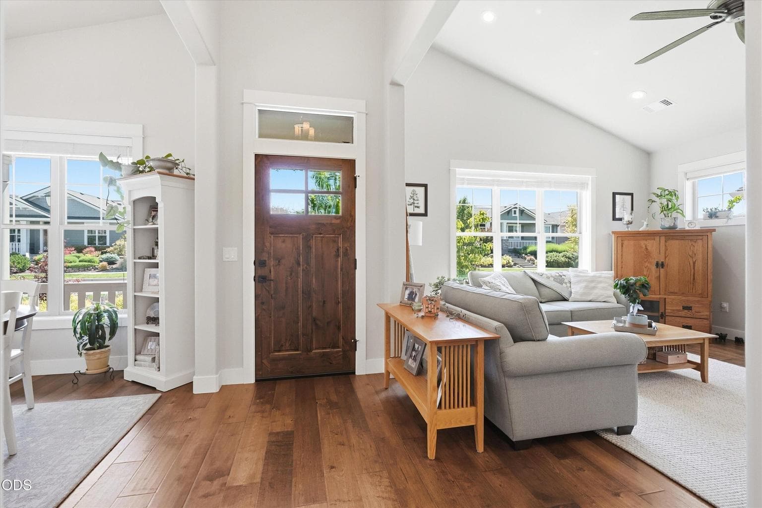 Photo of 566 Canterwood 4 of 36
