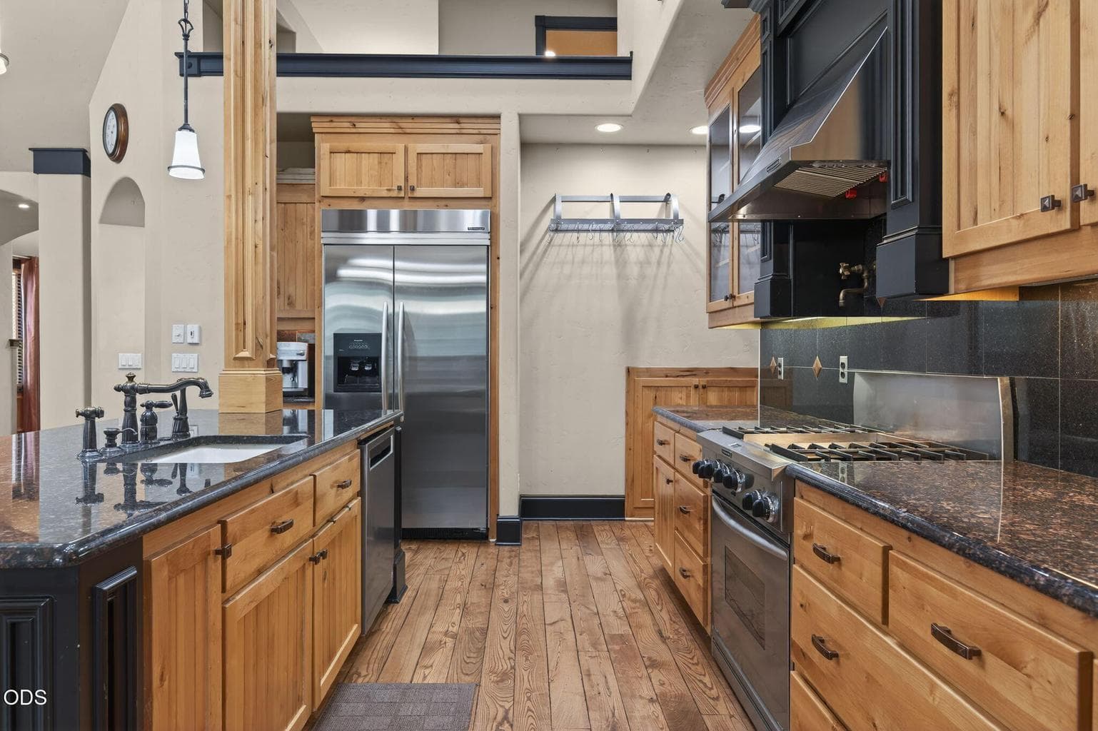 Photo of 60885 Oasis Place 17 of 34