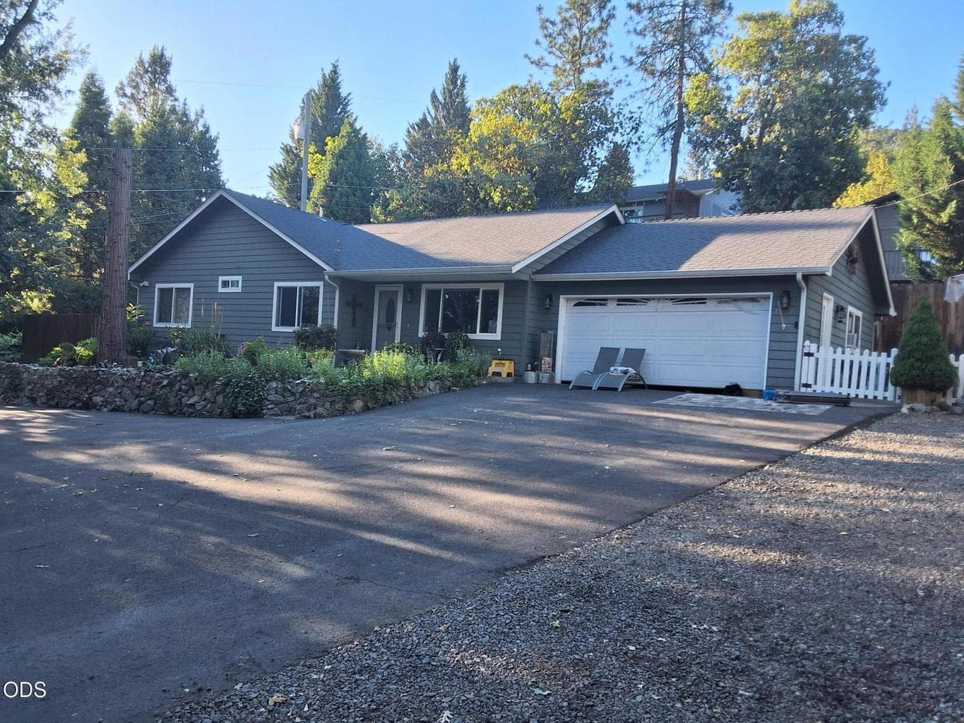 Photo of 1275 4th 1 of 34