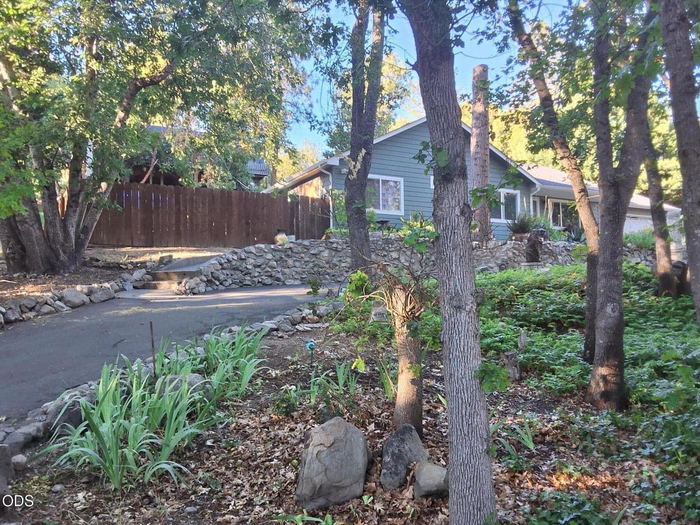 Photo of 1275 4th 4 of 34