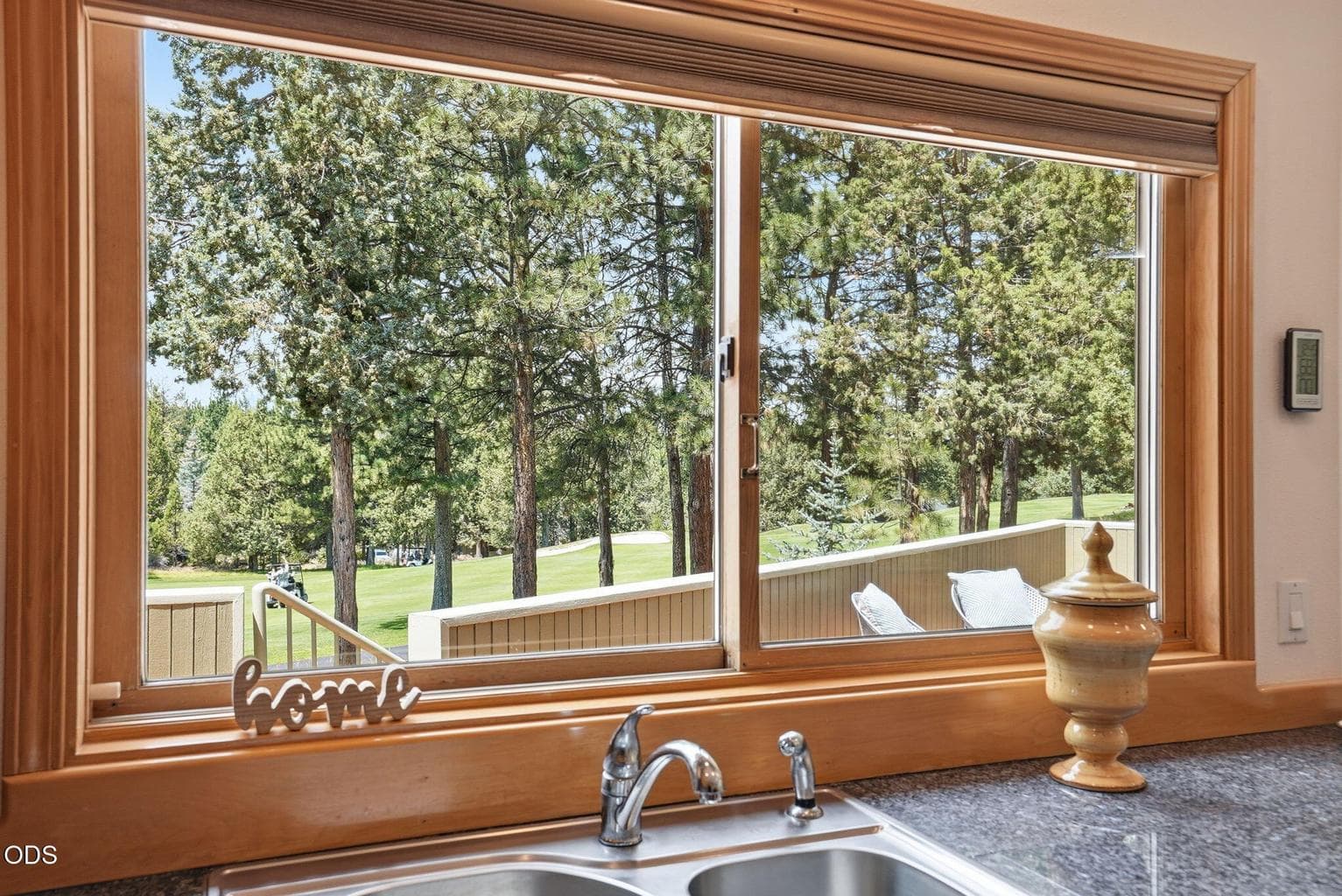 Light and Bright Kitchen