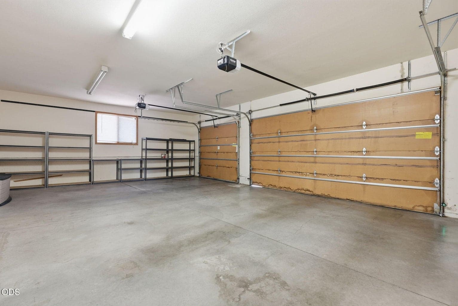 Spacious Three Car Garage