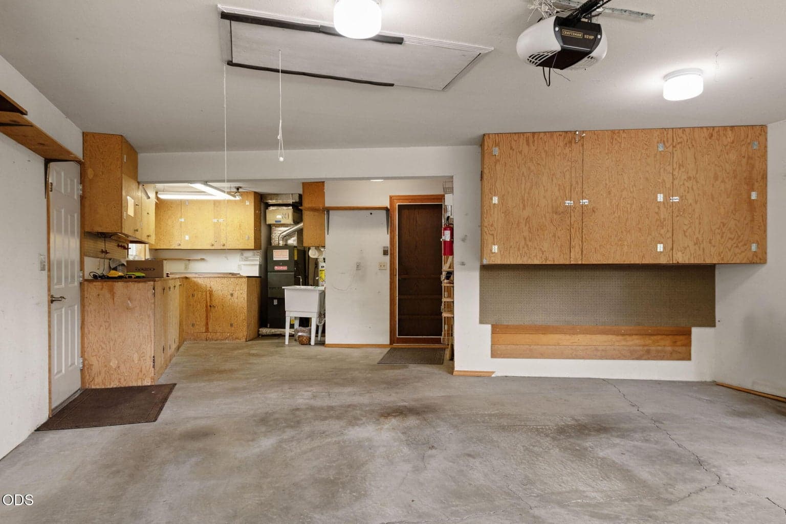 Photo of 1105 SE Palmwood Court 23 of 29