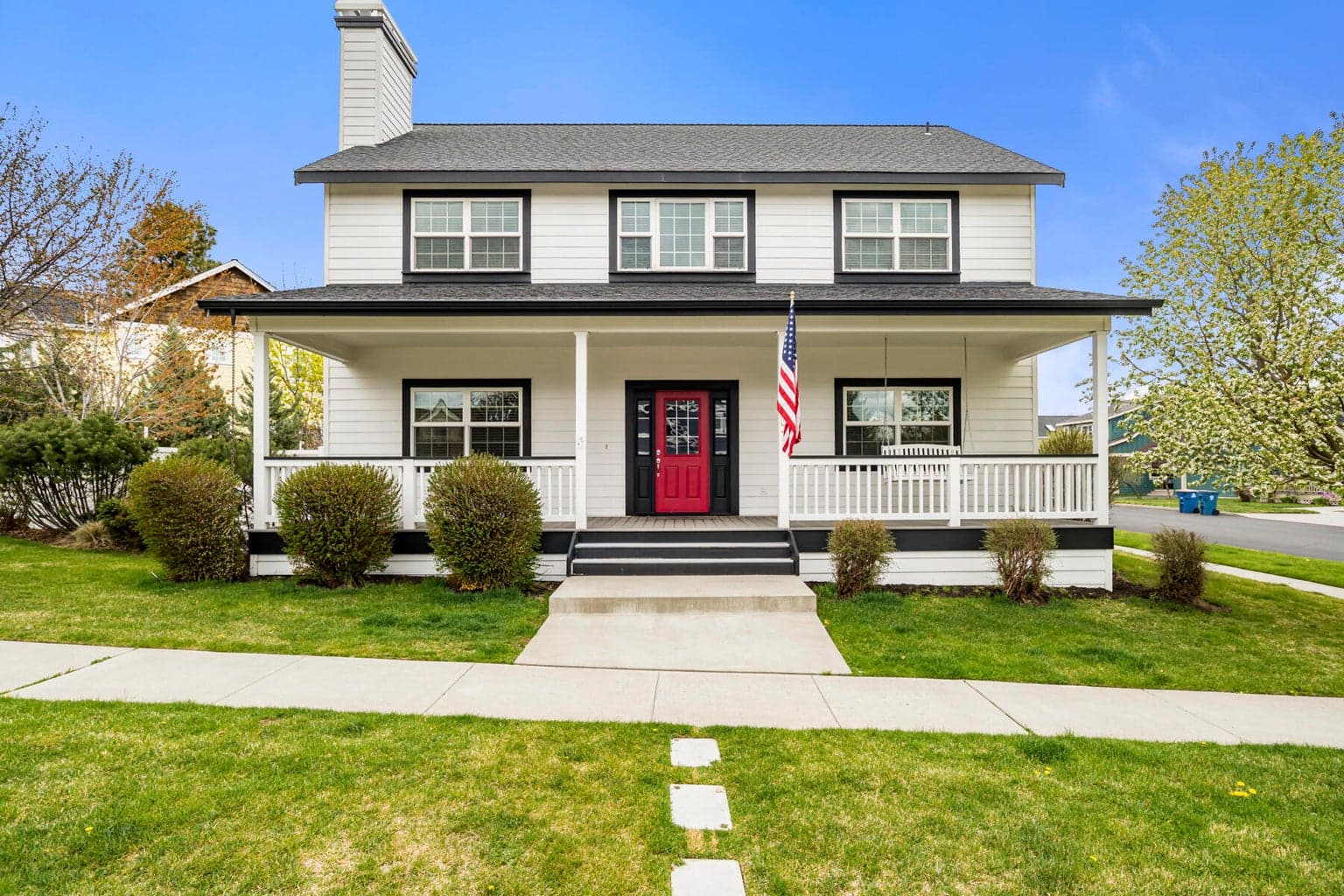 Previous listing photos and staging
