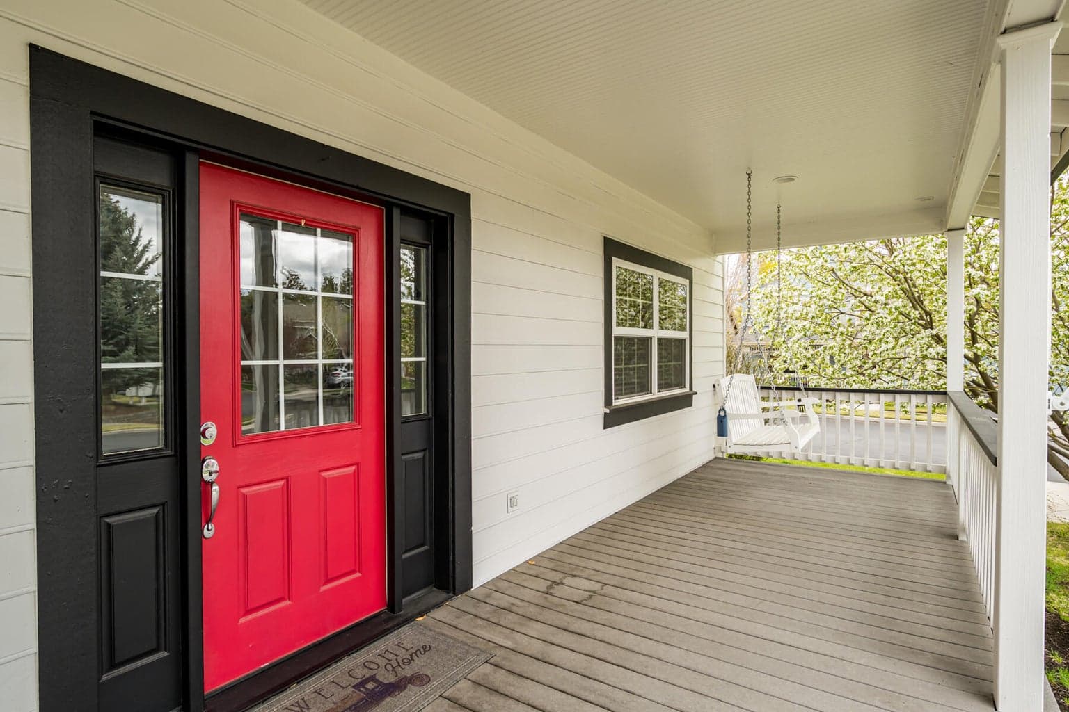 Previous listing photos and staging