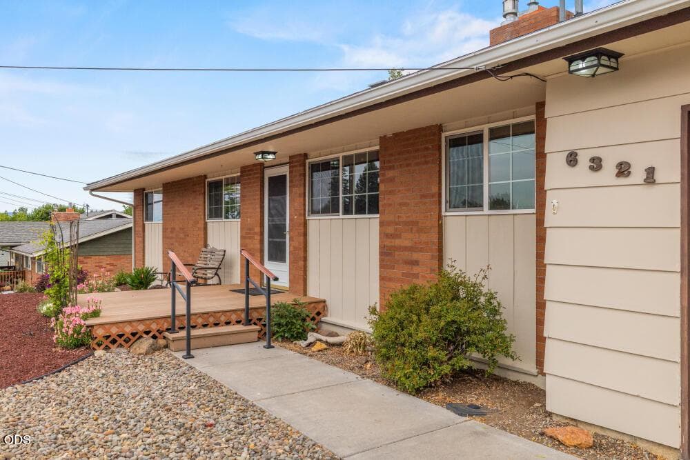 Photo of 6321 Juniper 2 of 49