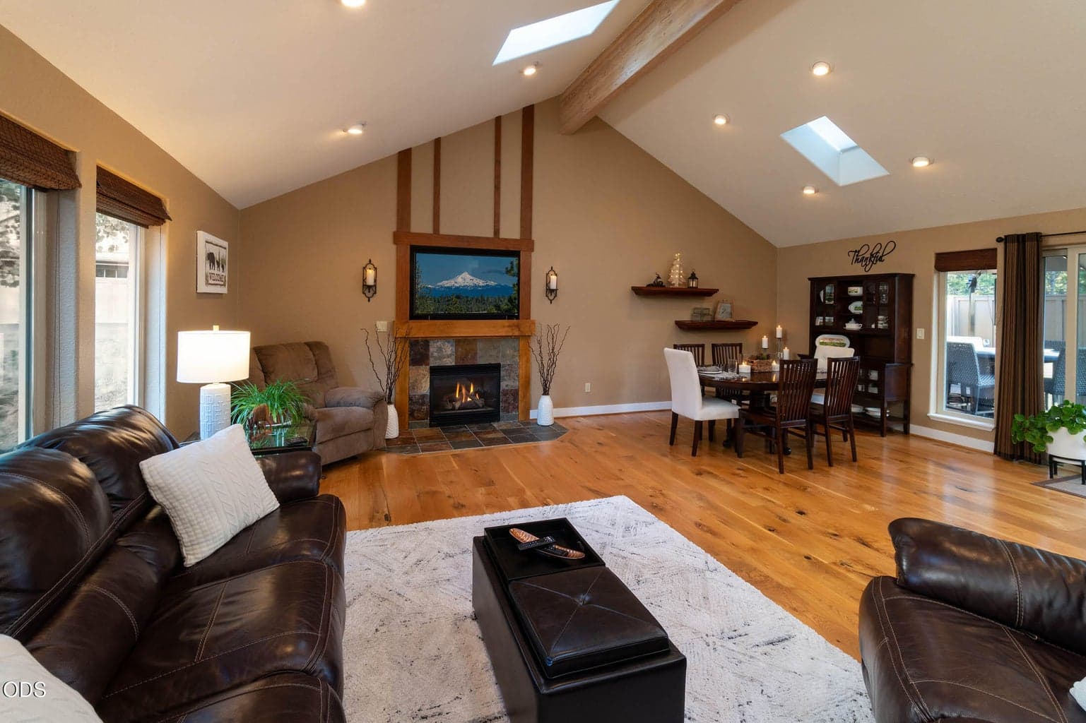 Photo of 18035 Maury Mountain Lane 19 of 46