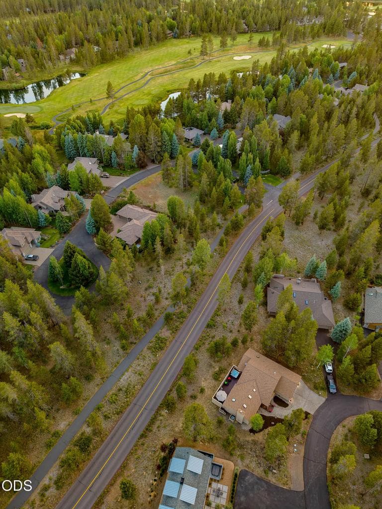 Photo of 18035 Maury Mountain Lane 42 of 46