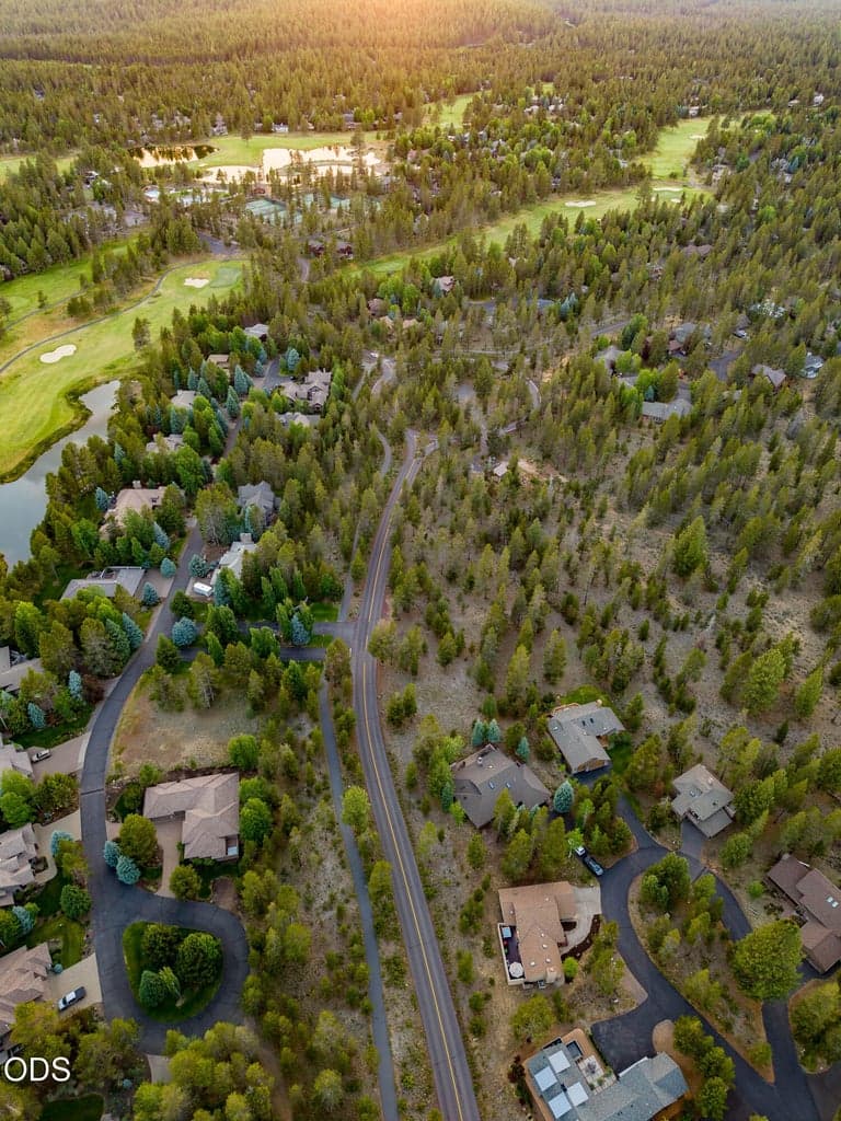 Photo of 18035 Maury Mountain Lane 43 of 46