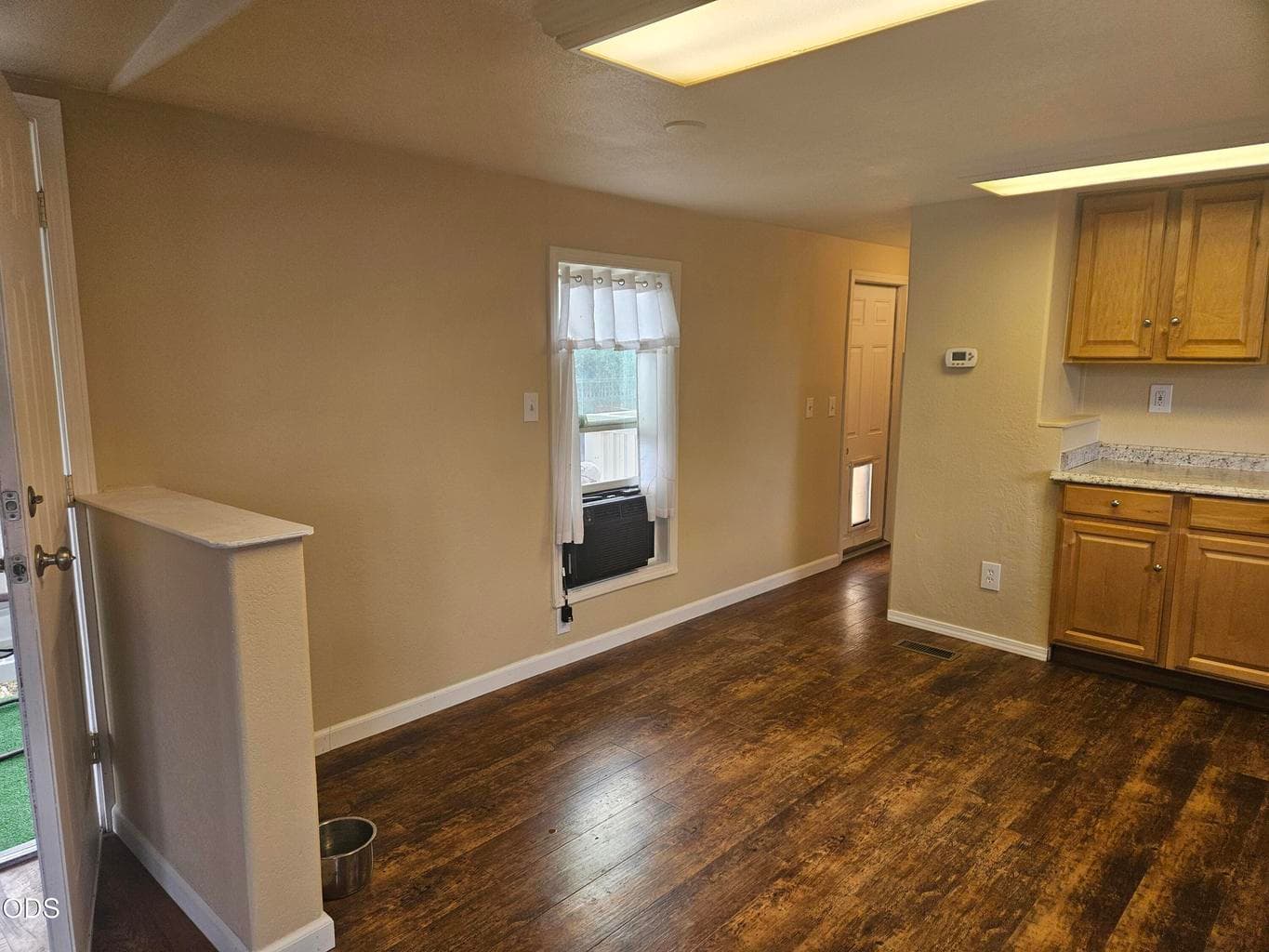 Photo of 380 Gregory 4 of 21
