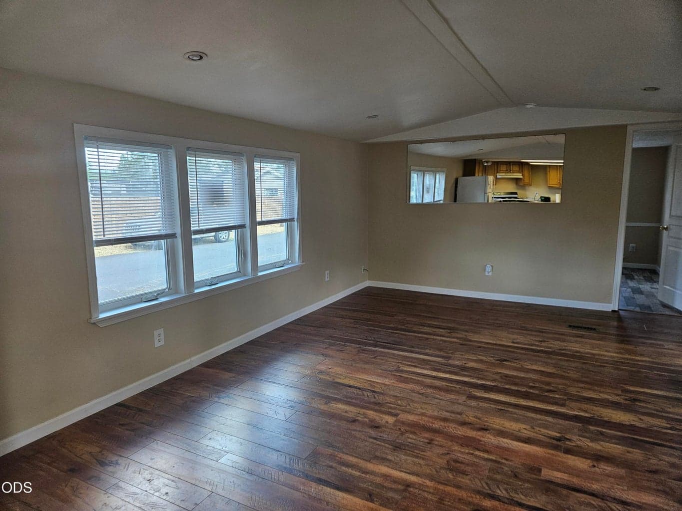 Photo of 380 Gregory 5 of 21