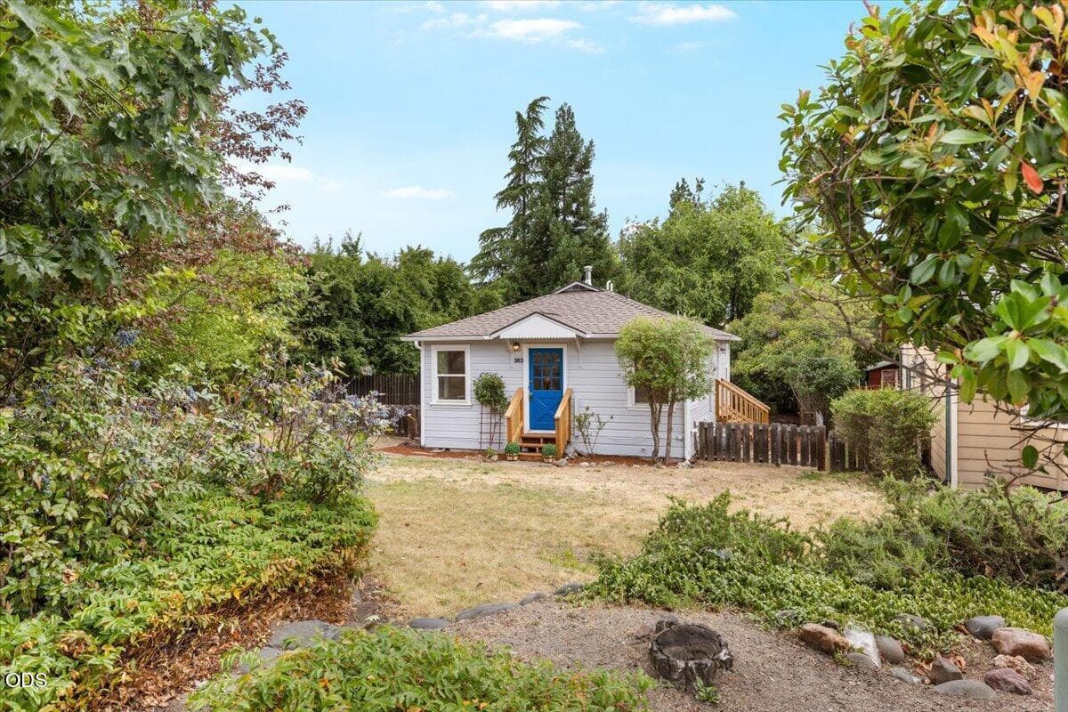 Photo of 363 Hersey Street 2 of 19