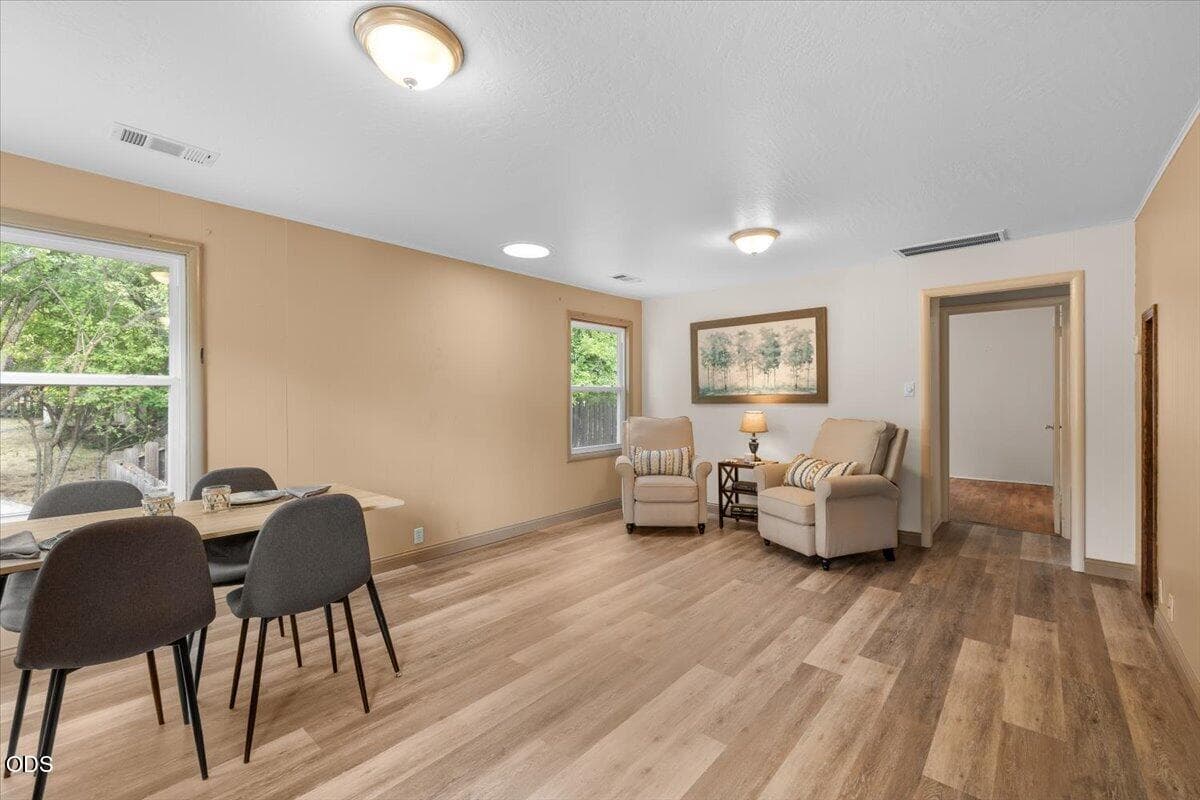 Photo of 363 Hersey Street 4 of 19