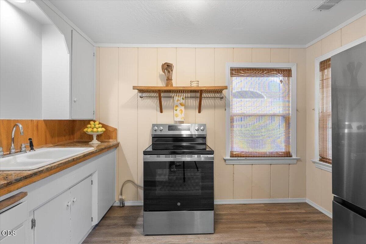 Photo of 363 Hersey Street 5 of 19