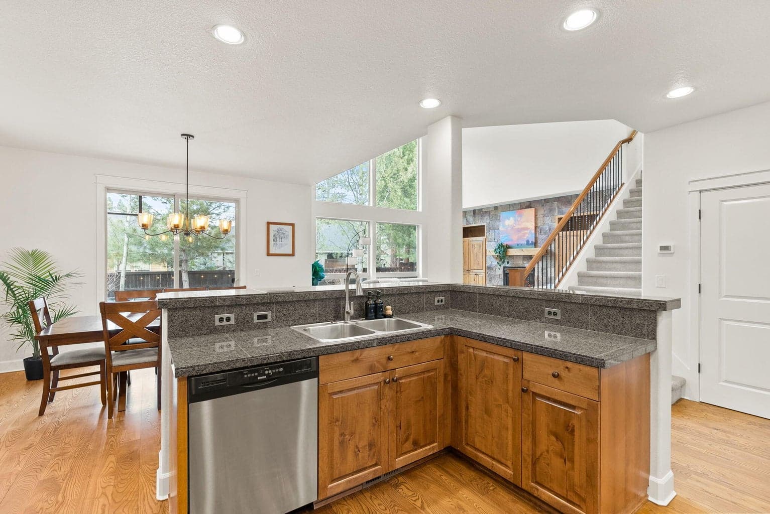 Photo of 20106 Stonegate Drive 16 of 72