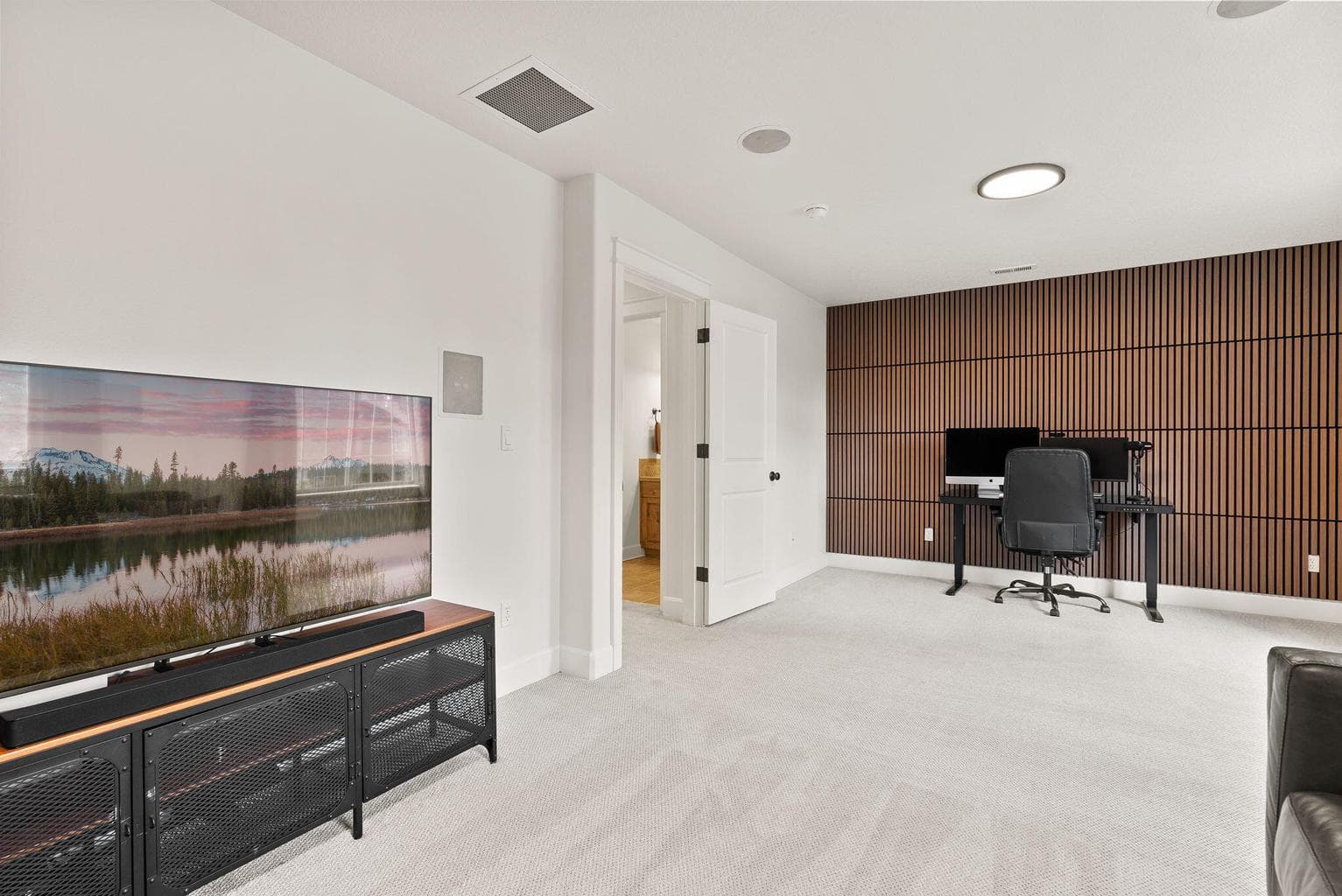Photo of 20106 Stonegate Drive 34 of 72