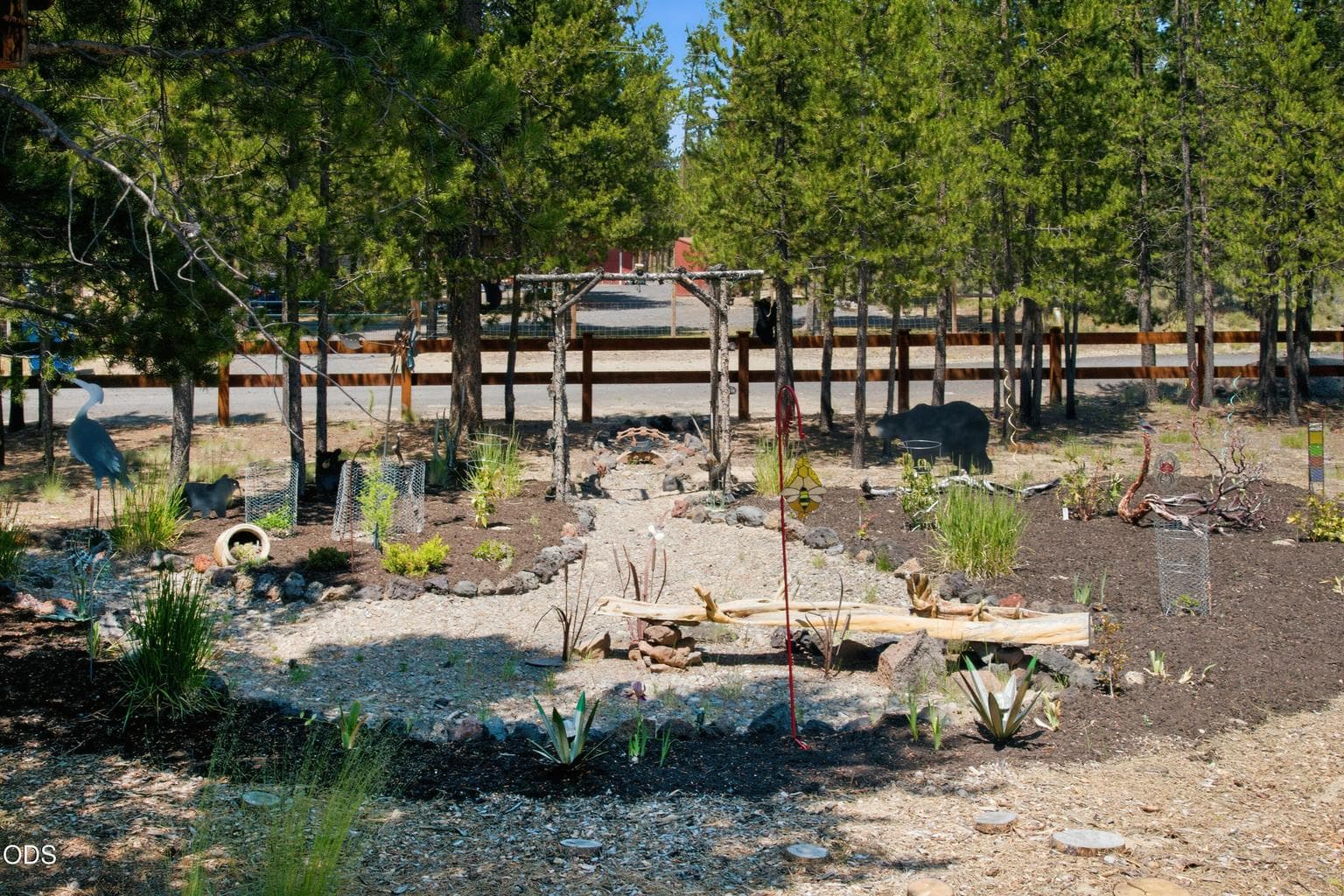 Beautifully landscaped Front yard
