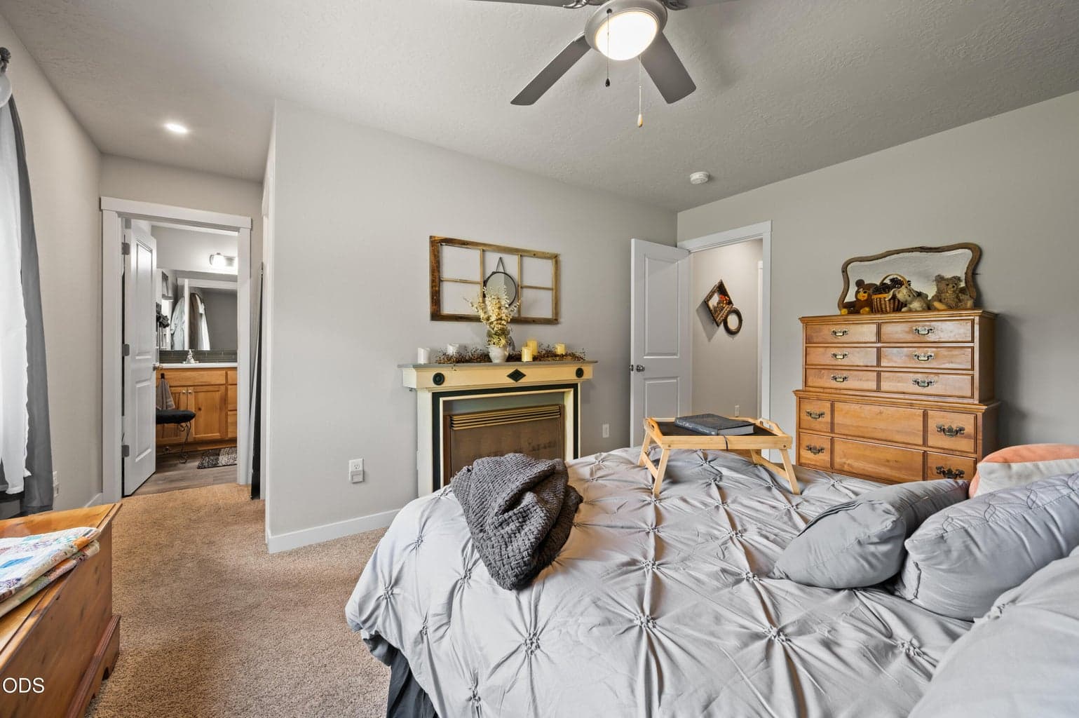 Photo of 1238 NW Seehale Avenue 20 of 39