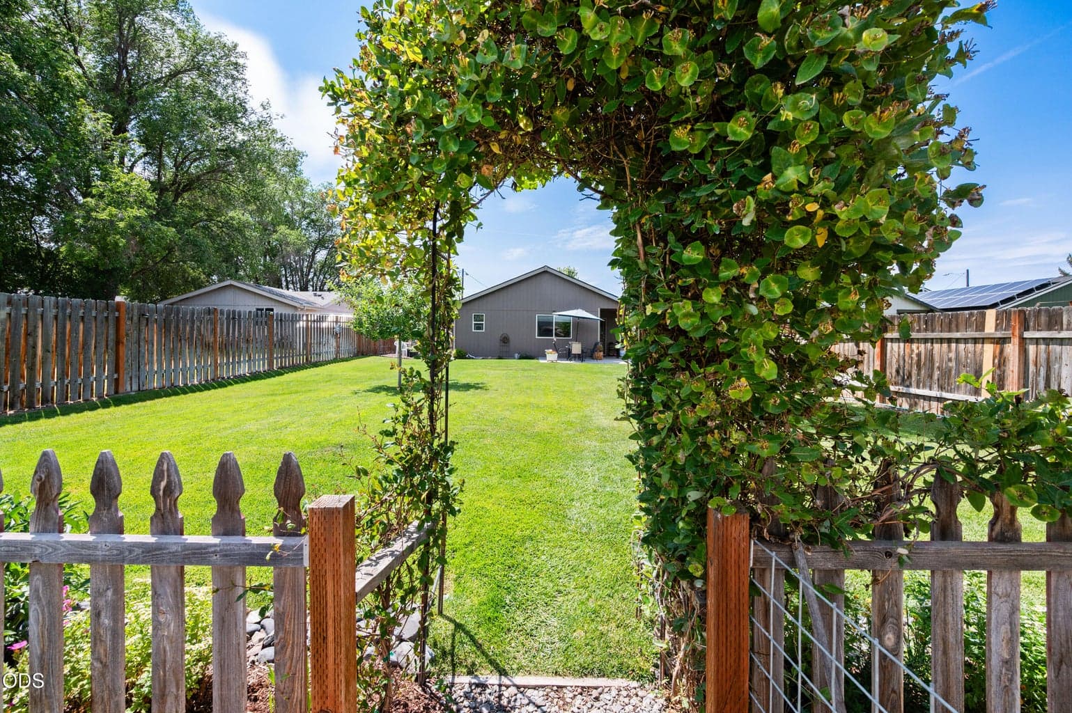 Photo of 1238 NW Seehale Avenue 26 of 39