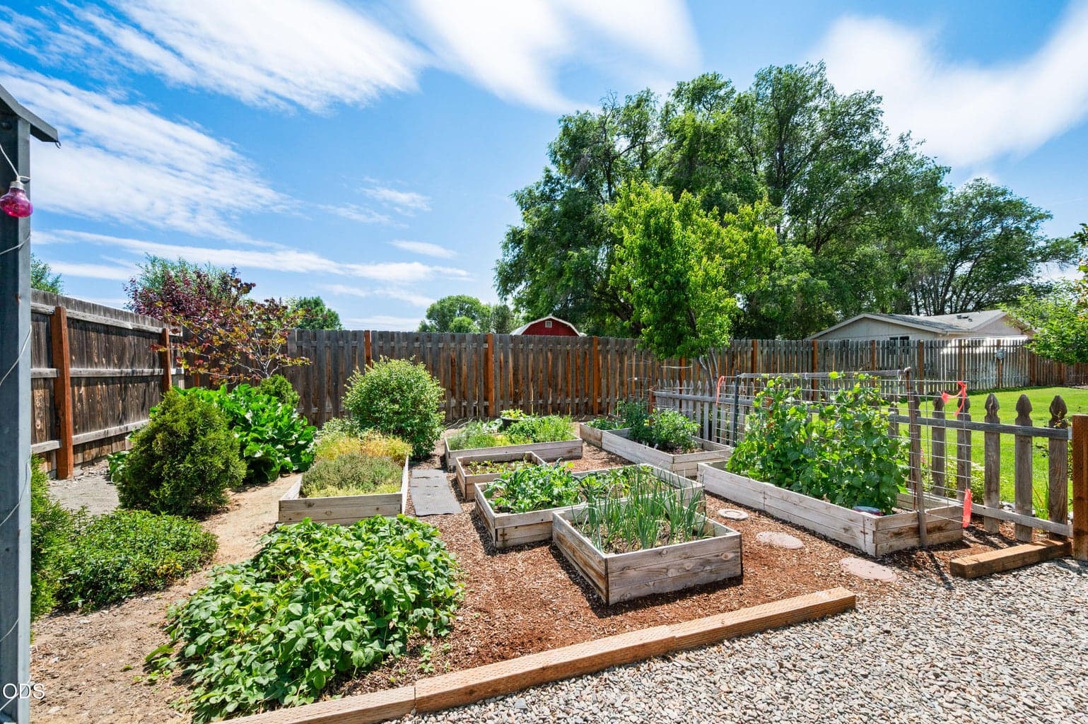 Photo of 1238 NW Seehale Avenue 27 of 39