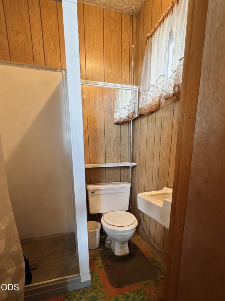 Photo of 15845 Burgess Road 31 of 31