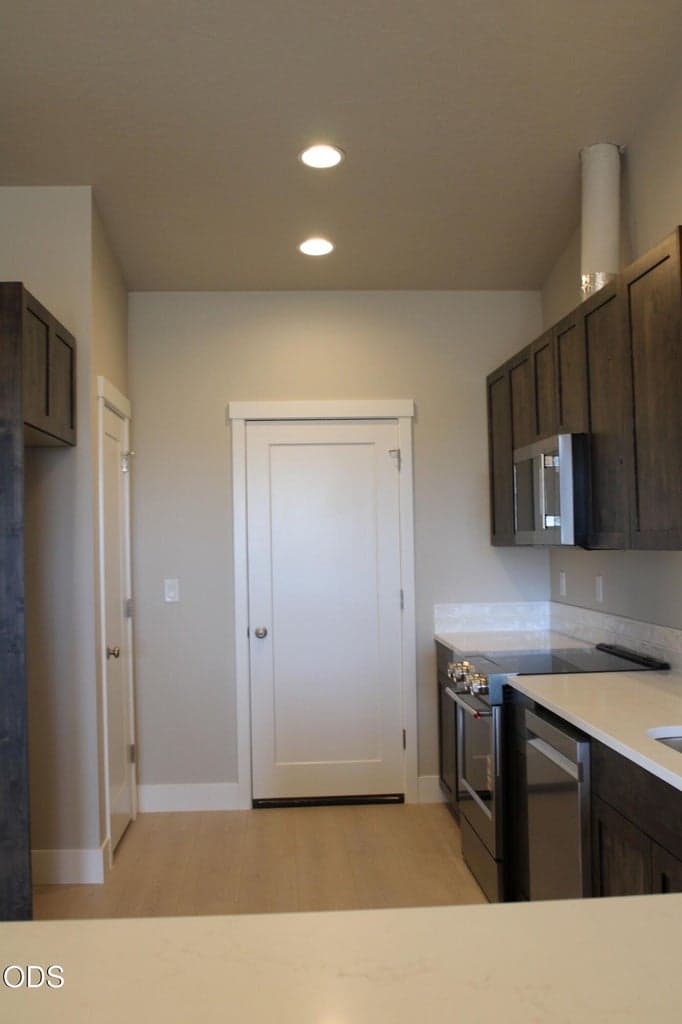 Photo of 3976 39th 5 of 16