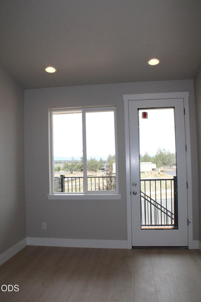 Photo of 3954 39th 6 of 15