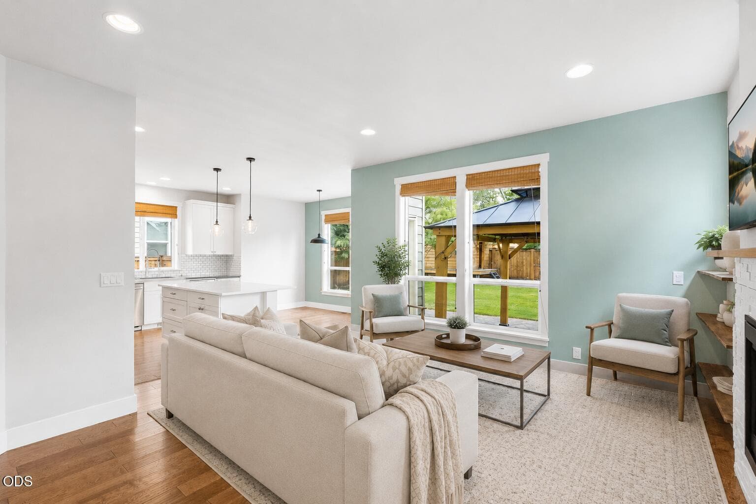 Photo of 20485 SE Byron Avenue 6 of 48