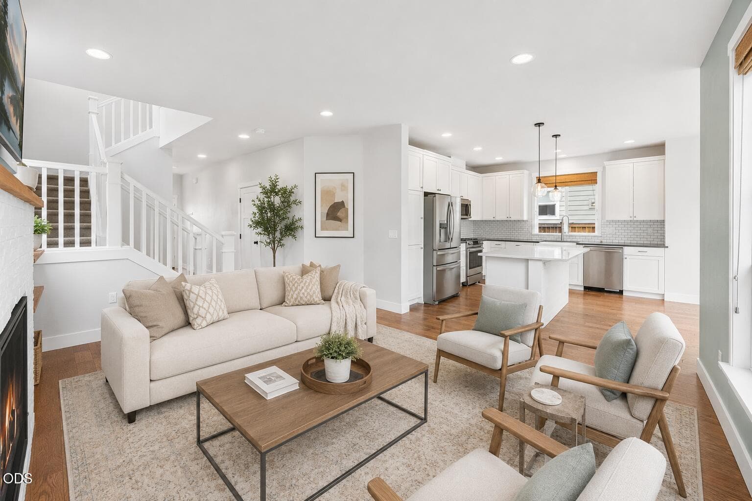 Photo of 20485 SE Byron Avenue 8 of 48