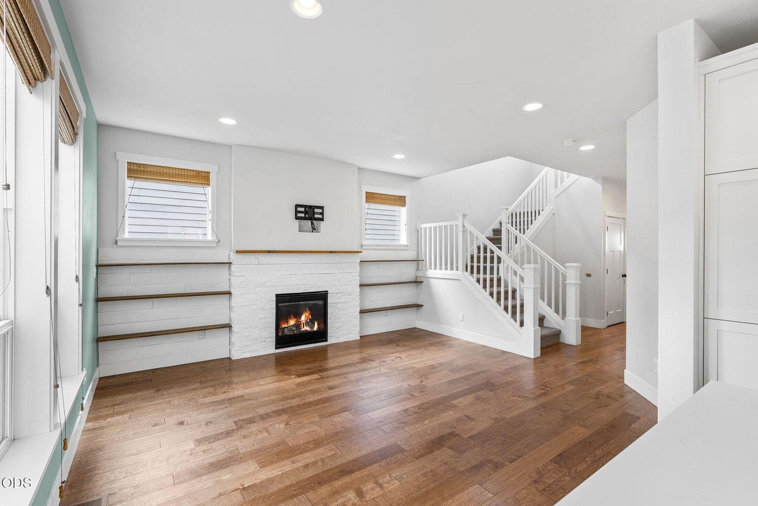 Photo of 20485 SE Byron Avenue 9 of 48
